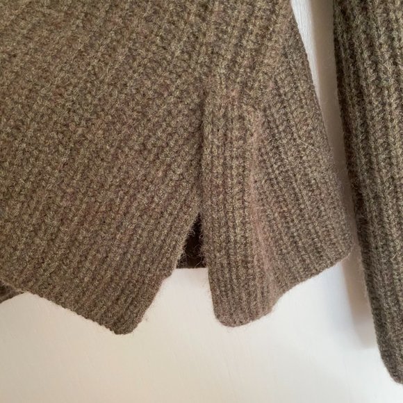 NEW 360 cashmere turtleneck sweater - Picture 5 of 5